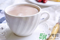 核桃和什么打豆?jié){好嗎?核桃豆?jié){的功效與作用 核桃和什么打豆?jié){好嗎?核桃豆?jié){的功效與作用