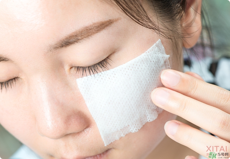 伊詩露櫻桃爽膚水怎么樣？esthe dew櫻桃水好用嗎？