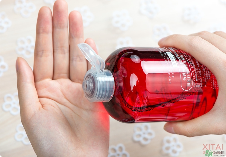 伊詩露櫻桃爽膚水怎么樣？esthe dew櫻桃水好用嗎？