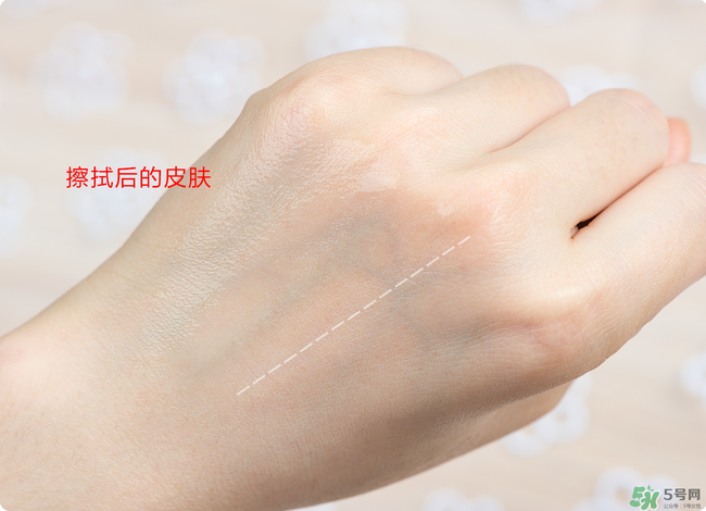 伊詩露櫻桃爽膚水怎么樣？esthe dew櫻桃水好用嗎？