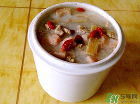 吃完鴨肉可以喝牛奶嗎？鴨肉和牛奶能一起吃嗎？