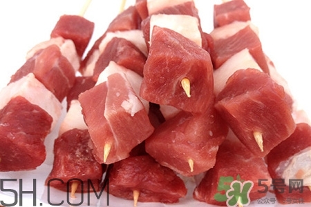 吃完羊肉能吃柿子嗎？羊肉和柿子能一起吃嗎？