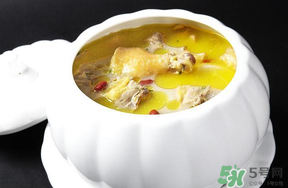 雞肉和柿子能一起吃嗎？吃完雞肉可以吃柿子嗎？