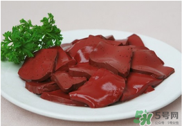 吃豬血為什么拉黑便？吃豬血拉黑便是排毒嗎？