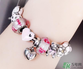 潘多拉和蒂芙尼哪個(gè)好？潘多拉好還是蒂芙尼好？