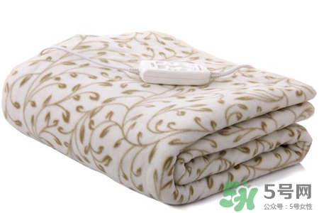 睡電熱毯上火流鼻血怎么回事？睡電熱毯上火流鼻血怎么辦？