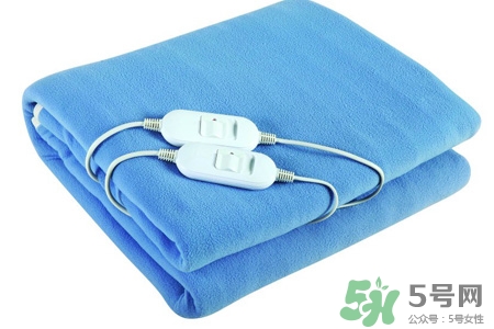 睡電熱毯上火流鼻血怎么回事？睡電熱毯上火流鼻血怎么辦？