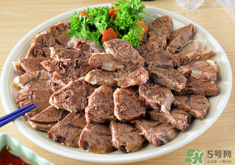 熟牛肉放冰箱里能保鮮多久？熟牛肉冷凍可以放多久？