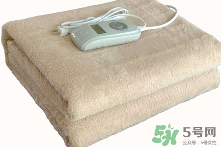 睡電熱毯對(duì)身體好嗎？睡電熱毯的好處和壞處