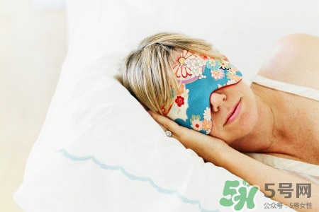 戴口罩睡覺好嗎？晚上睡覺能戴口罩嗎？