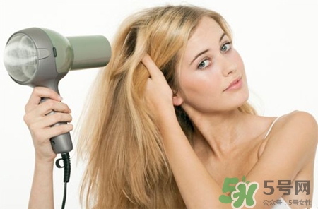 頭發(fā)上有煙味怎么去除?頭發(fā)上有煙味怎么辦? 頭發(fā)上有煙味怎么去除?頭發(fā)上有煙味怎么辦?