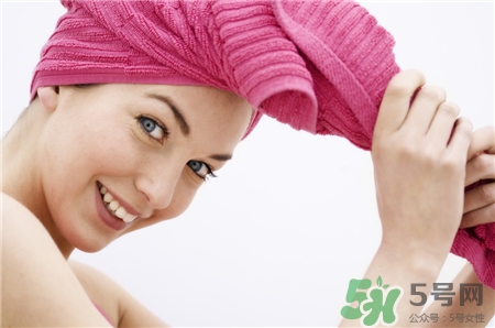 頭發(fā)上有煙味怎么去除?頭發(fā)上有煙味怎么辦? 頭發(fā)上有煙味怎么去除?頭發(fā)上有煙味怎么辦?