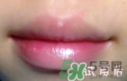 suhu尚惠倍護(hù)防曬潤唇膏怎么用?使用方法 suhu尚惠倍護(hù)防曬潤唇膏怎么用?使用方法