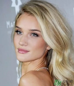 吃土色口紅適合什么膚色？吃土色口紅妝容