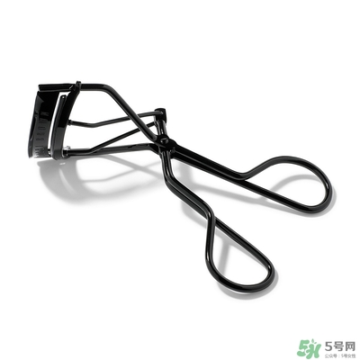 睫毛夾可以帶上飛機(jī)嗎？睫毛夾可以托運(yùn)嗎？