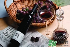 喝白酒后胃不舒服怎么辦？喝白酒后胃不舒服吃什么好？