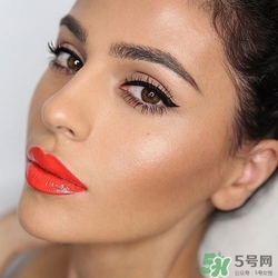 南瓜色口紅適合什么人？南瓜色口紅適合什么膚色？