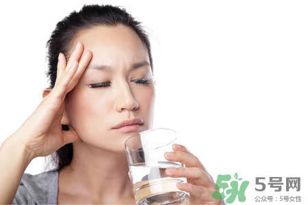 女人血?dú)獠蛔愕谋憩F(xiàn)有哪些？女人血?dú)獠蛔阍趺崔k？