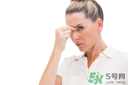 女人血?dú)獠蛔愕谋憩F(xiàn)有哪些？女人血?dú)獠蛔阍趺崔k？