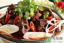 羊蝎子的營養(yǎng)價(jià)值 羊蝎子的功效與作用 羊蝎子的營養(yǎng)價(jià)值 羊蝎子的功效與作用