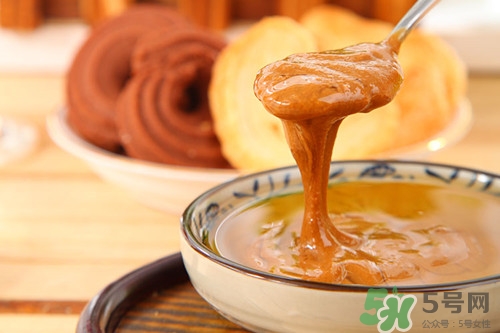 芝麻醬可以直接吃嗎?芝麻醬直接吃好嗎 芝麻醬可以直接吃嗎?芝麻醬直接吃好嗎