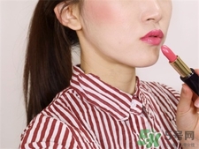 雅詩蘭黛傾慕雙色唇膏什么時候上市? 雅詩蘭黛傾慕雙色唇膏什么時候上市?