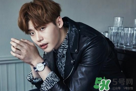 dw手表是什么檔次？dw丹尼爾惠靈頓手表是哪個國家的？