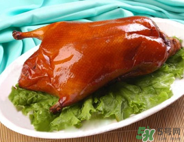 ?烤鴨和柿子能一起吃嗎？吃完烤鴨能吃柿子嗎？