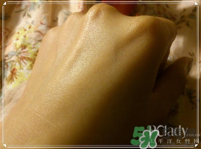 Trilogy玫瑰果油用法 趣樂(lè)活玫瑰果油怎么用 Trilogy玫瑰果油用法 趣樂(lè)活玫瑰果油怎么用