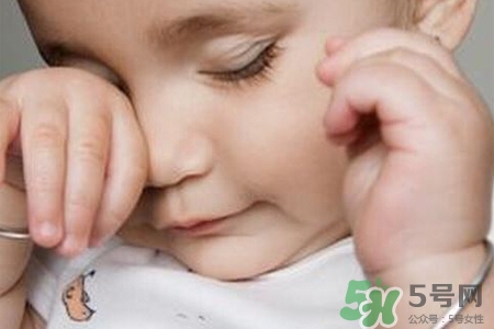 孩子為什么老眨眼睛？孩子總眨眼睛怎么回事？