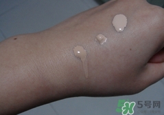 suqqu和cpb哪個(gè)好？suqqu和cpb粉霜哪個(gè)好？