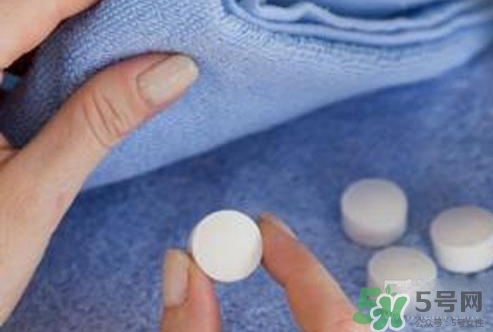 樟腦丸過敏癥狀 樟腦丸過敏了怎么辦？