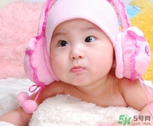 寶寶冬天臉紅怎么回事？寶寶冬天臉紅怎么辦？