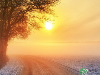 ?冬天空調(diào)開多少度合適？冬天空調(diào)制熱多少度合適？