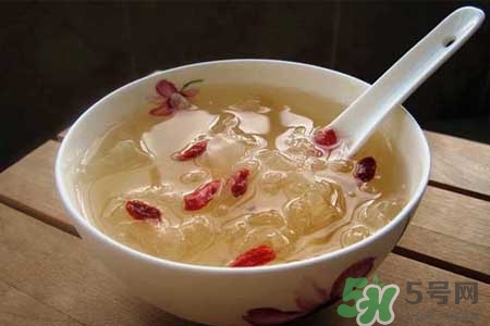 銀耳湯怎么做好吃？銀耳湯怎么吃最有營養(yǎng)？