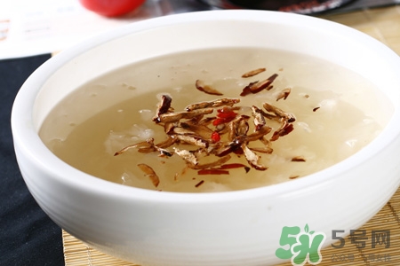 銀耳湯熬多久才好？怎樣熬銀耳湯最好喝？