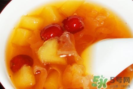 ?銀耳湯經(jīng)常喝有什么好處？經(jīng)常喝銀耳湯有副作用嗎？