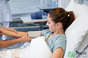 高血壓能坐飛機嗎?高血壓坐飛機注意事項 高血壓能坐飛機嗎?高血壓坐飛機注意事項