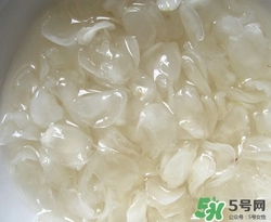 吃皂角米會(huì)上火嗎?皂角米吃多了副作用有哪些 吃皂角米會(huì)上火嗎?皂角米吃多了副作用有哪些