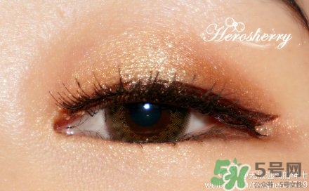 lunasol日月晶采貓眼石畫(huà)法 日月晶采貓眼石眼影試色