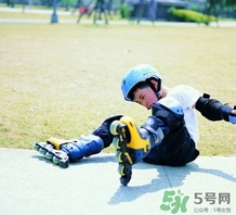 寶寶摔到后腦勺怎么辦？寶寶摔到后腦勺應(yīng)急方法