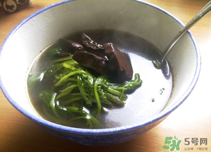 豬血和菠菜能一起吃嗎？豬血菠菜湯怎么做好吃？