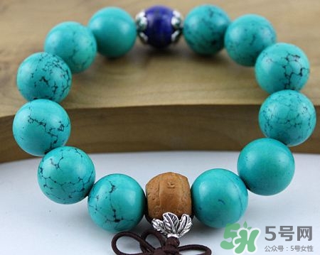 綠松石手串怎么盤(pán)?綠松石手串保養(yǎng)? 綠松石手串怎么盤(pán)?綠松石手串保養(yǎng)?