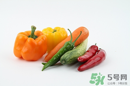 胡蘿卜可以生吃嗎?胡蘿卜生吃有什么好處 胡蘿卜可以生吃嗎?胡蘿卜生吃有什么好處