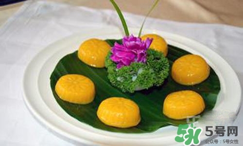 寶寶可以吃南瓜餅嗎？寶寶怎么吃南瓜餅比較好？