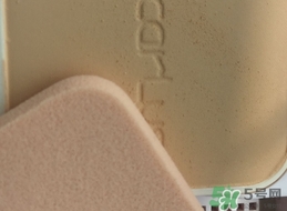 伊卡露詩(shī)粉餅怎么樣?伊卡露詩(shī)粉餅好用嗎? 伊卡露詩(shī)粉餅怎么樣?伊卡露詩(shī)粉餅好用嗎?