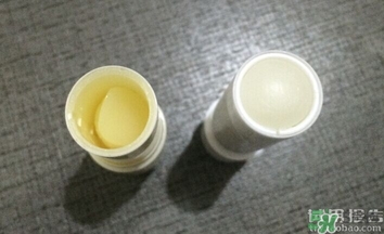 labello唇膏和曼秀雷敦唇膏哪個(gè)好?有什么區(qū)別? labello唇膏和曼秀雷敦唇膏哪個(gè)好?有什么區(qū)別?