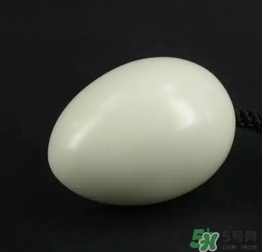 熟雞蛋滾臉有什么好處？熟雞蛋滾臉能吸毒素嗎？