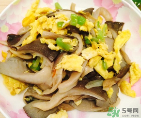 平菇能和雞蛋一起吃嗎？平菇和雞蛋能一起吃嗎？