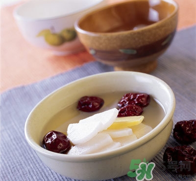 胃不好可以喝姜湯嗎?胃不好的人喝姜湯好嗎 胃不好可以喝姜湯嗎?胃不好的人喝姜湯好嗎